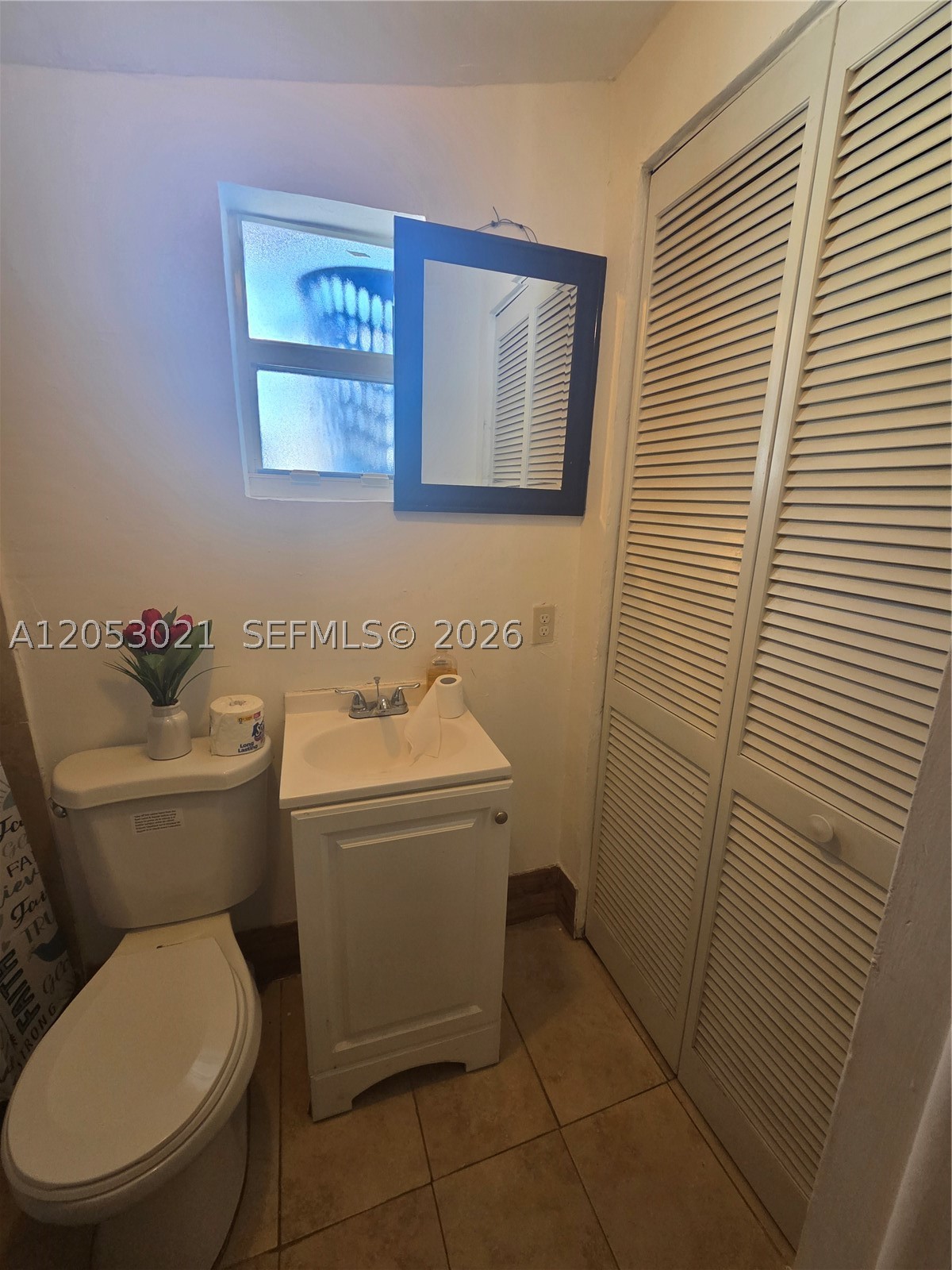 IVES ESTATES SEC 1 - Residential Lease