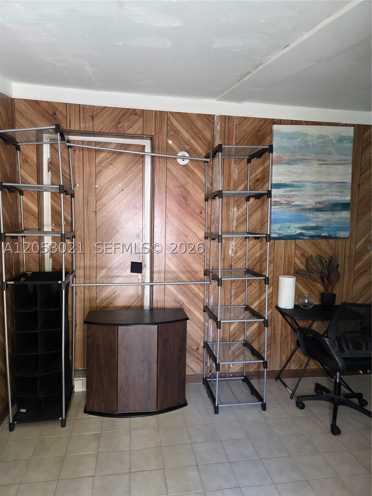 IVES ESTATES SEC 1 - Residential Lease