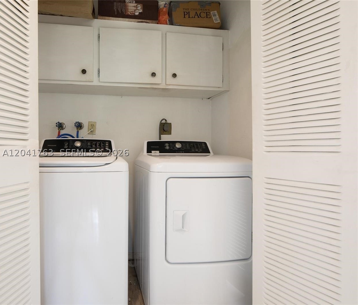 SPYGLASS CONDOMINIUM 1 - Residential Lease