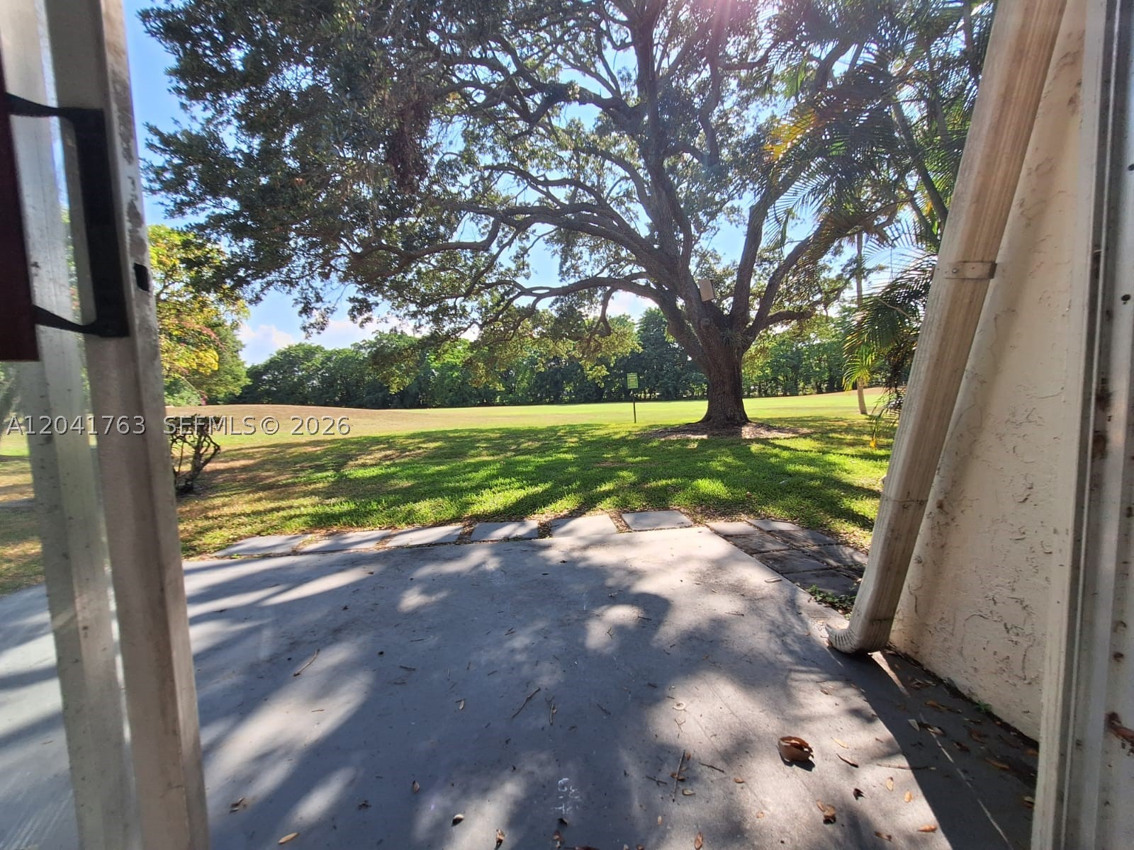 SPYGLASS CONDOMINIUM 1 - Residential Lease