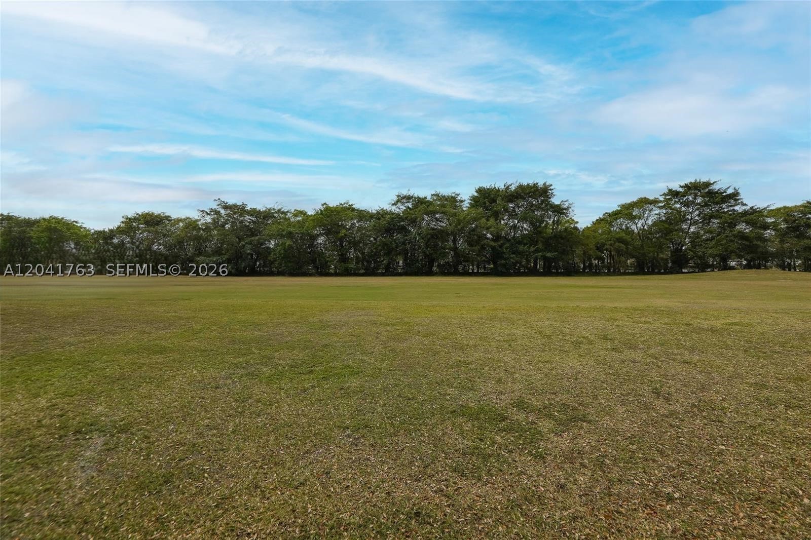 SPYGLASS CONDOMINIUM 1 - Residential Lease