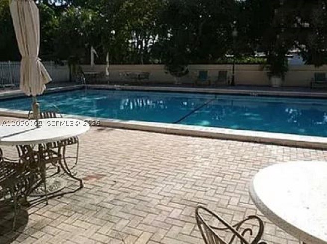 BAYVIEW PALMS CONDO - Residential Lease