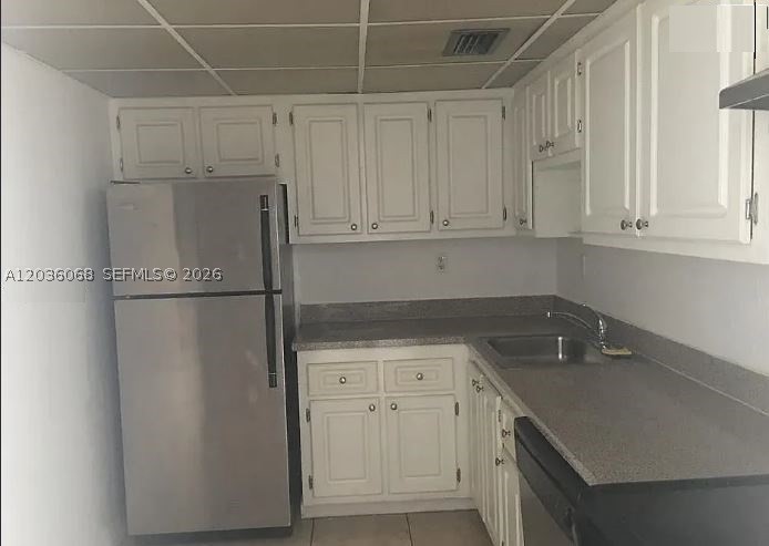 BAYVIEW PALMS CONDO - Residential Lease