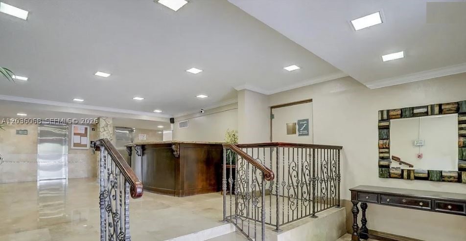 BAYVIEW PALMS CONDO - Residential Lease