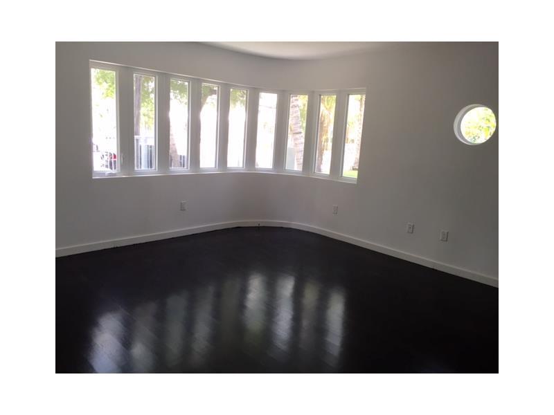 OCEAN BEACH ADD NO 3 - Residential Lease