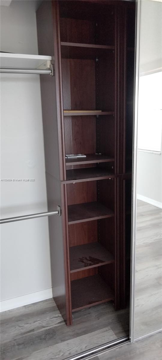 LE JEUNE HOUSE CONDO - Residential
