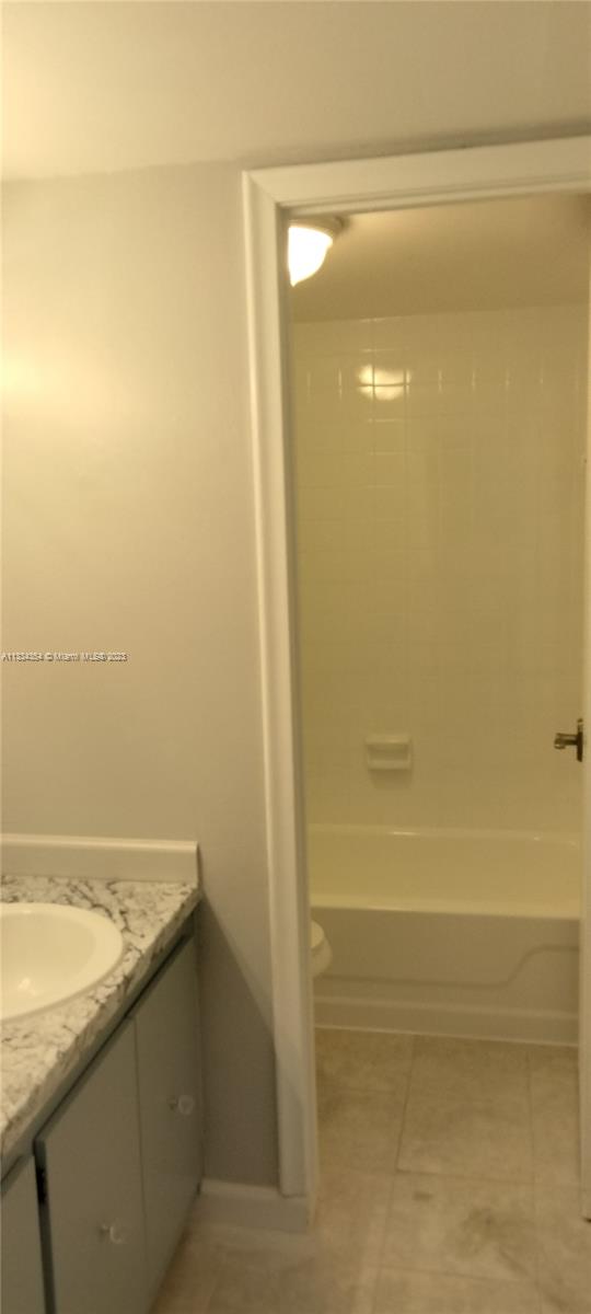 LE JEUNE HOUSE CONDO - Residential