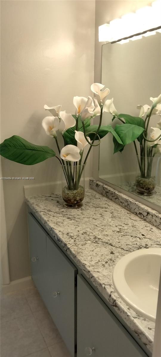LE JEUNE HOUSE CONDO - Residential