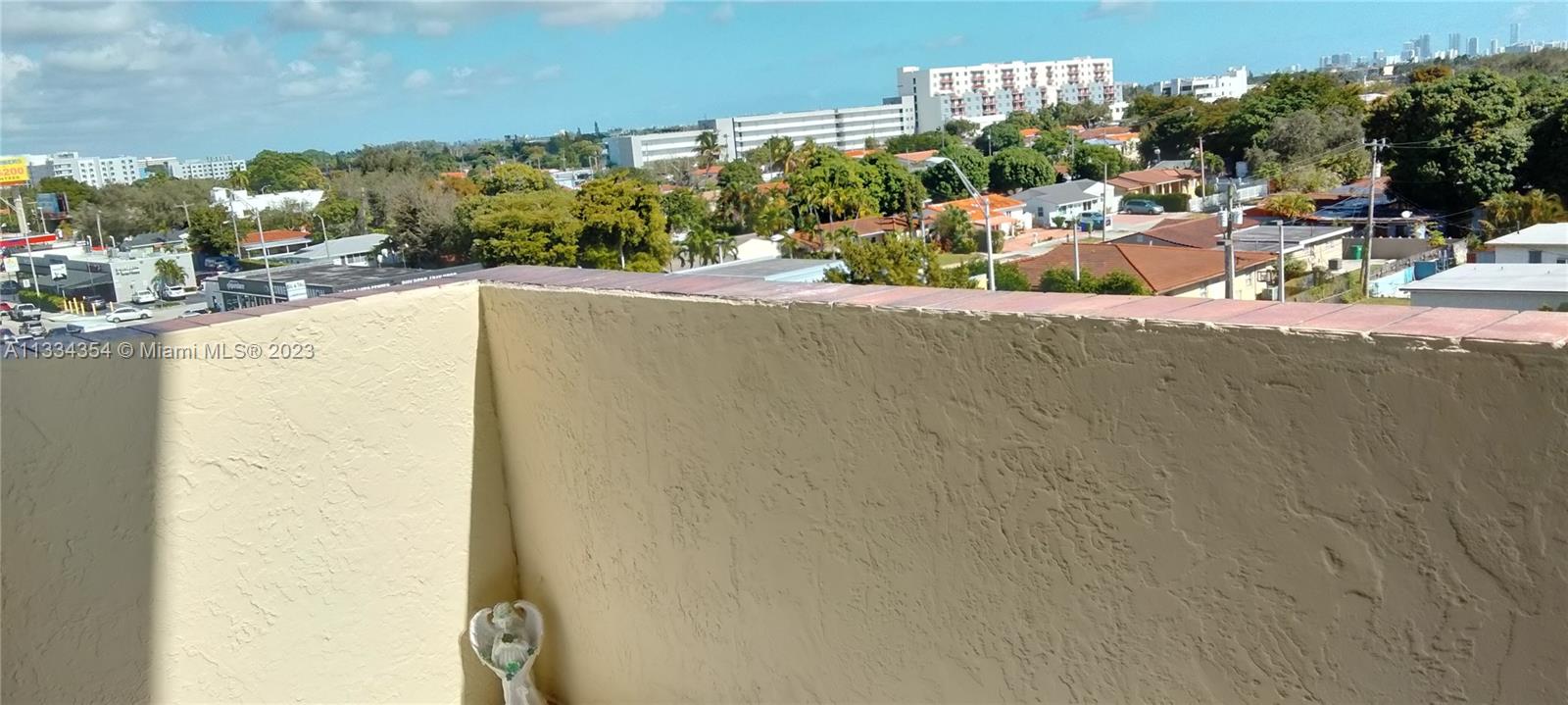 LE JEUNE HOUSE CONDO - Residential