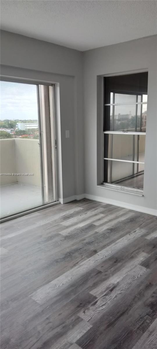 LE JEUNE HOUSE CONDO - Residential