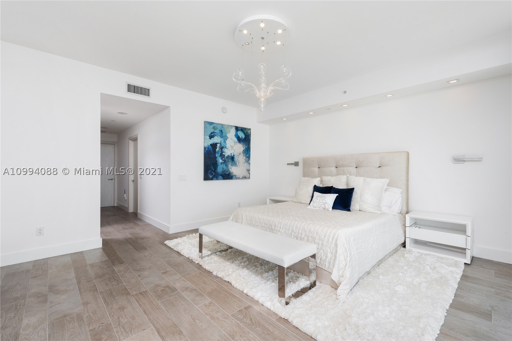 OCEANA KEY BISCAYNE CONDO - Residential