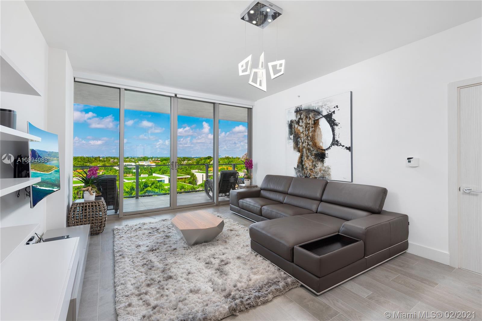 OCEANA KEY BISCAYNE CONDO - Residential