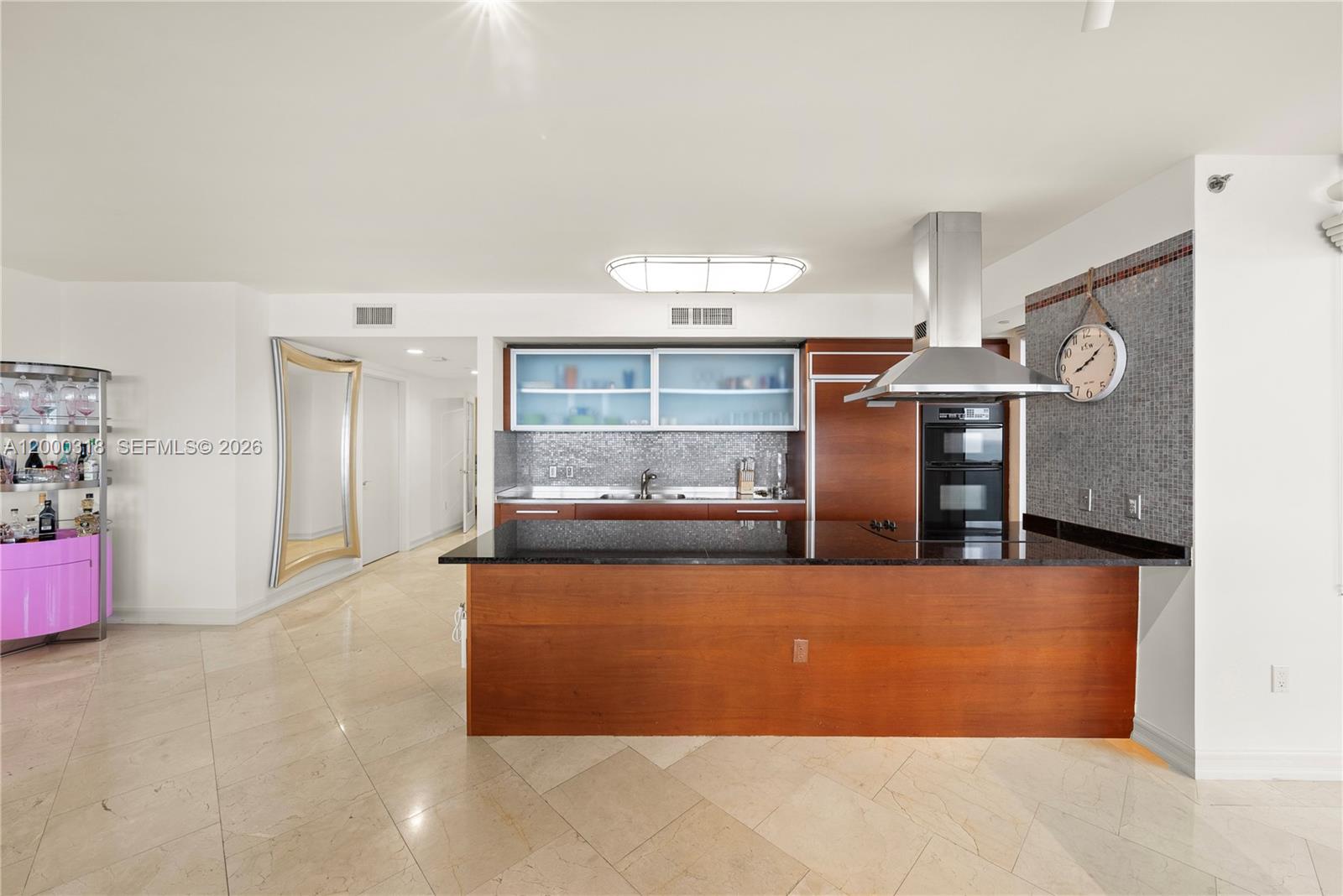 BEACH CLUB CONDO - Residential