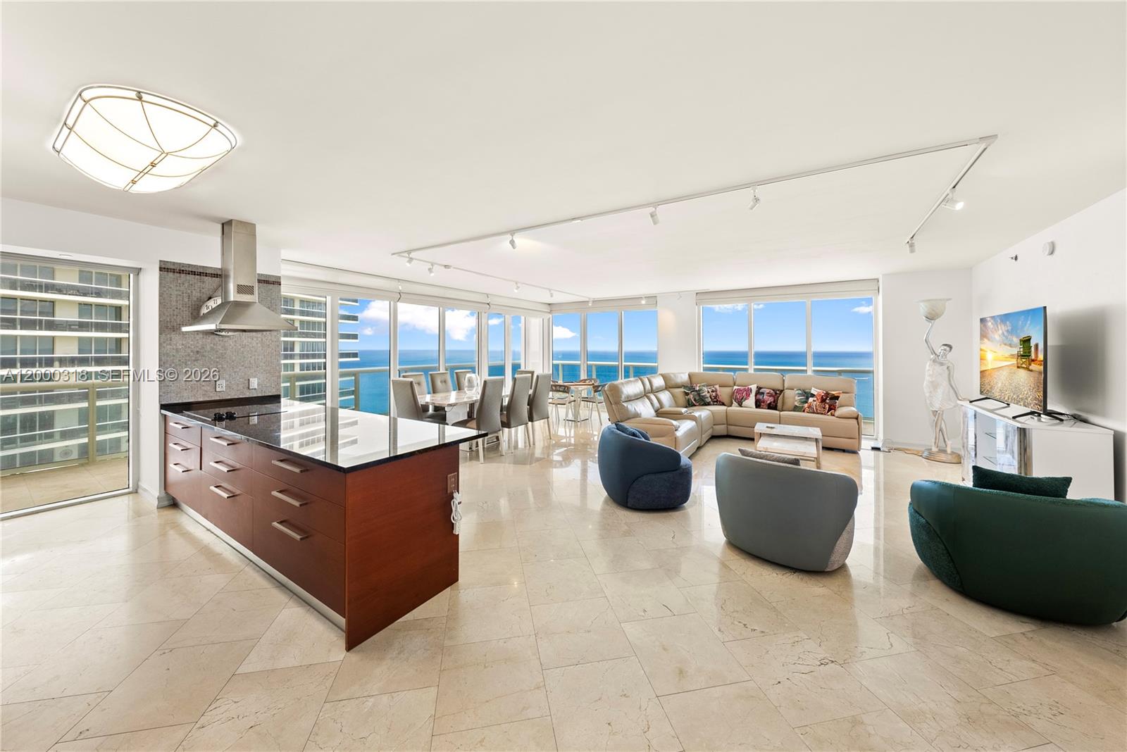 BEACH CLUB CONDO - Residential