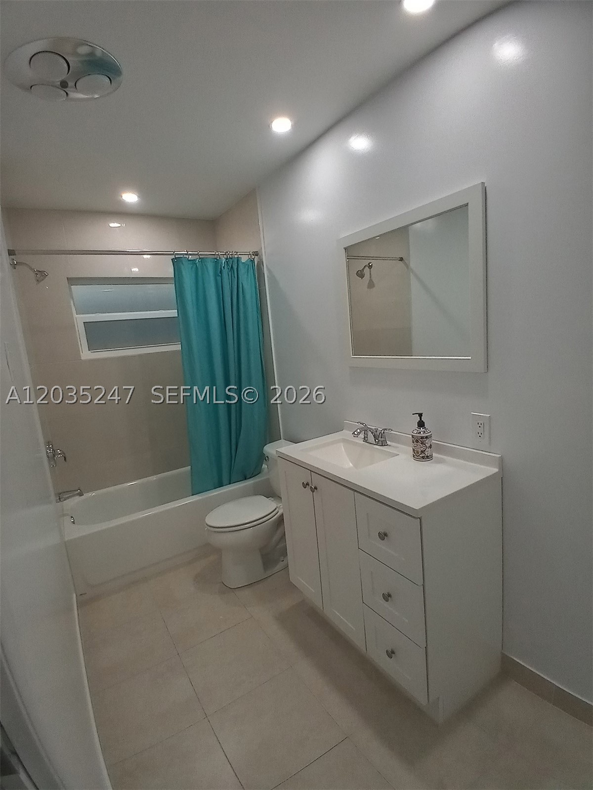 HAVEN HOUSE NO 3 CONDO - Residential