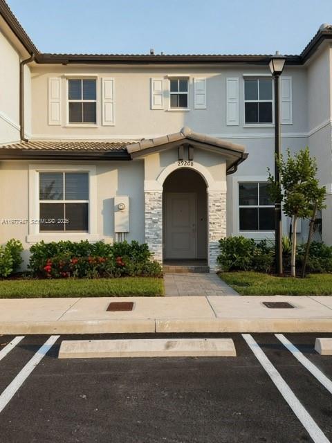 PARADISE PINES - Residential