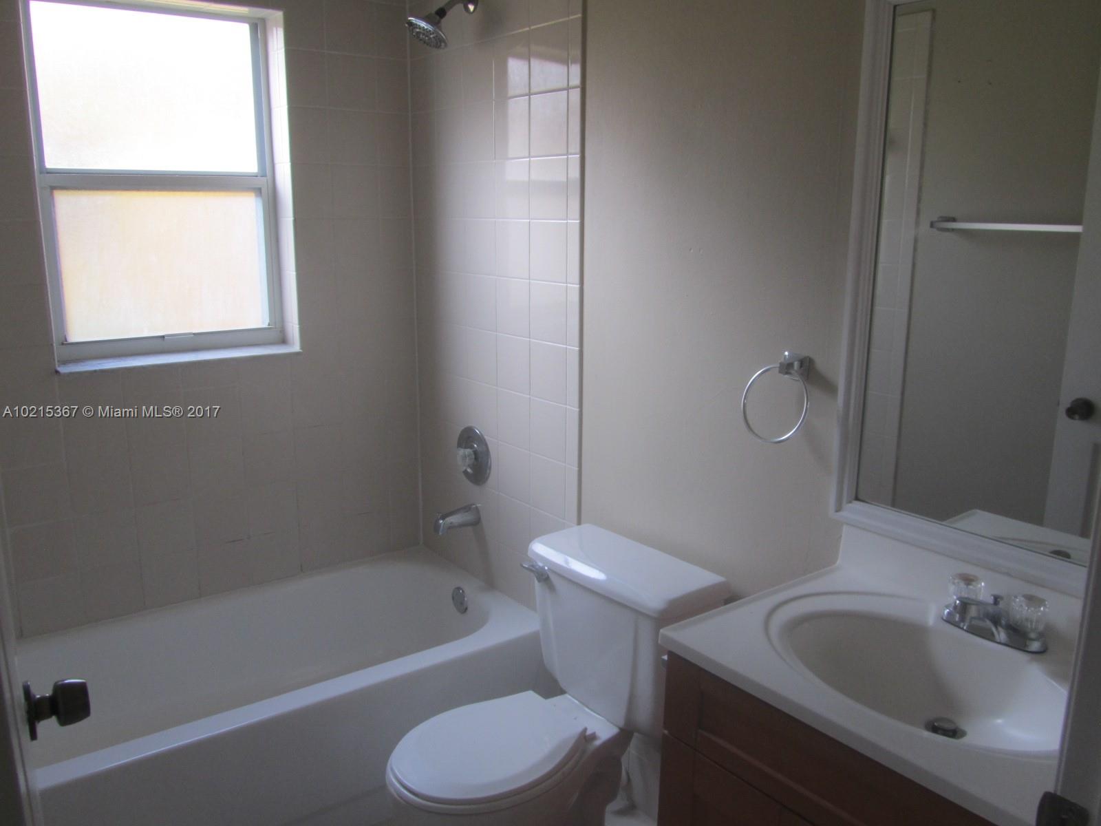Lago Mar South Add 02 - Residential Lease