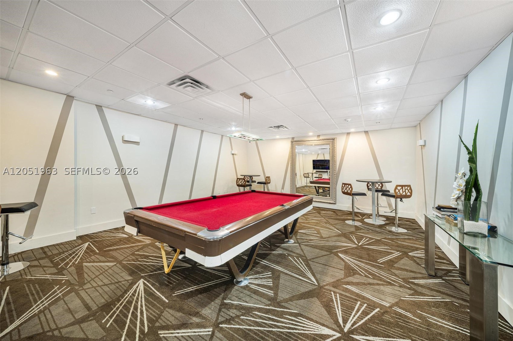 ARLEN BEACH CONDO - Residential Lease
