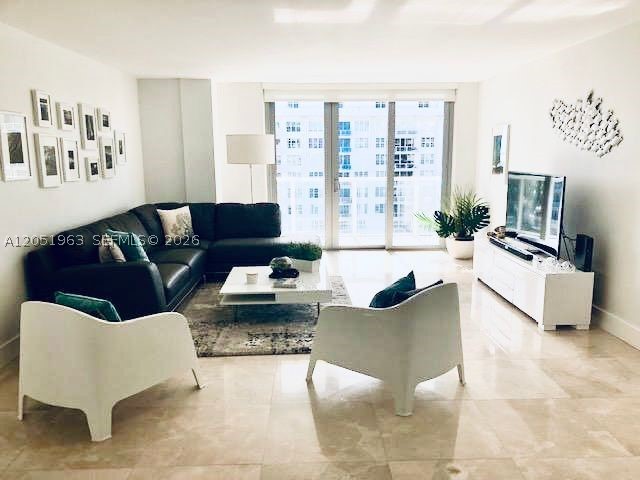 ARLEN BEACH CONDO - Residential Lease