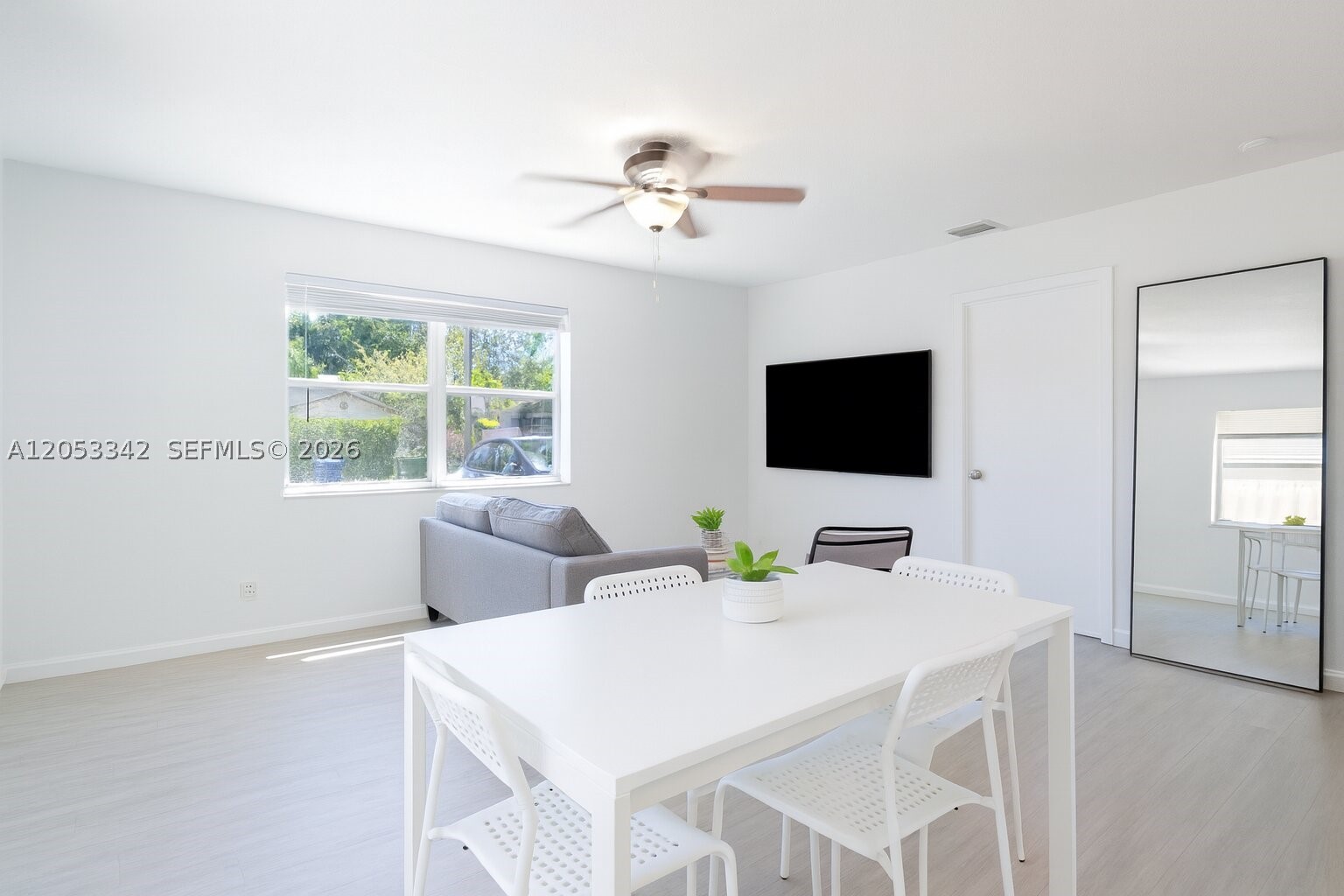 RIVERSIDE ADD AMEN PLAT - Residential Income