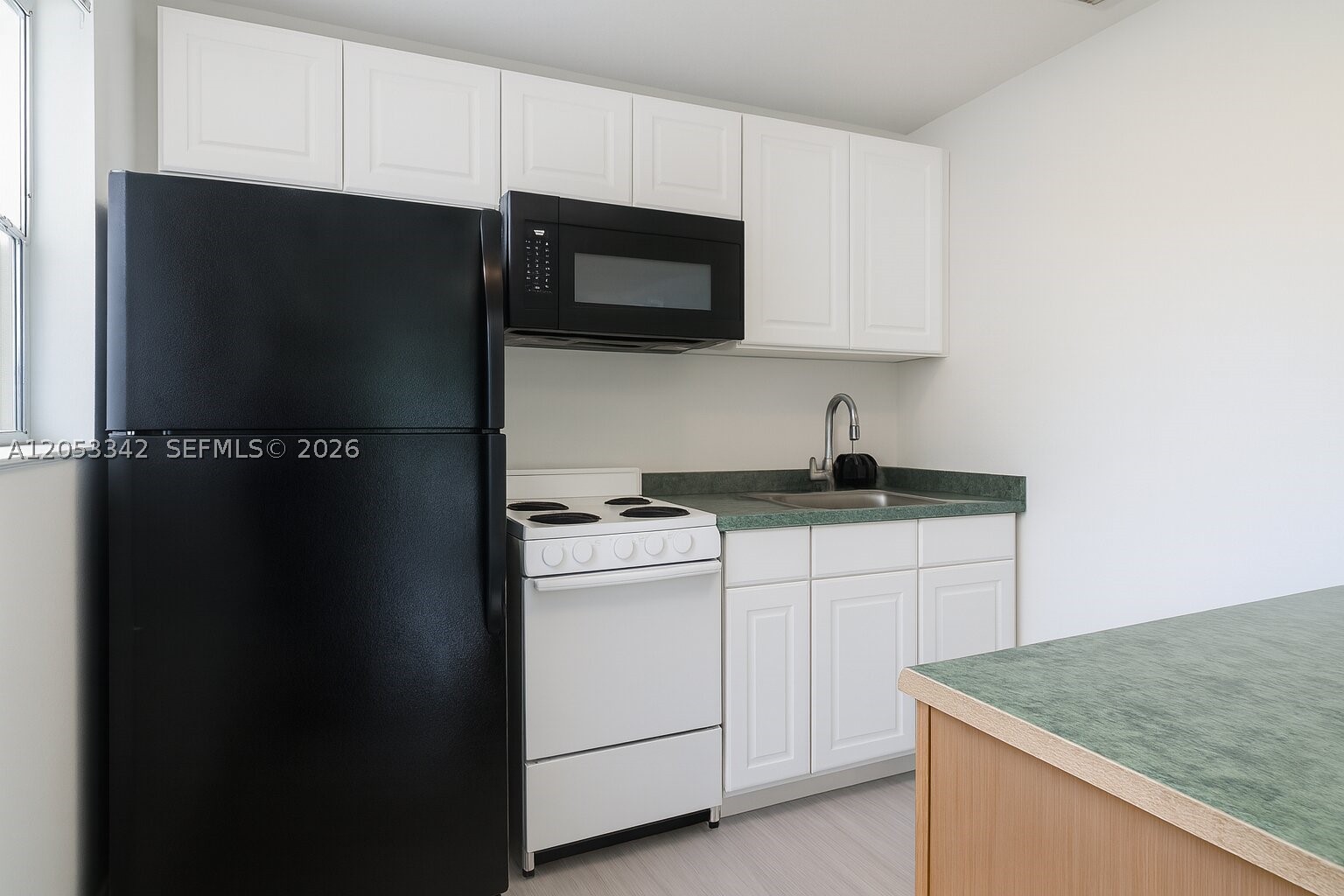 RIVERSIDE ADD AMEN PLAT - Residential Income