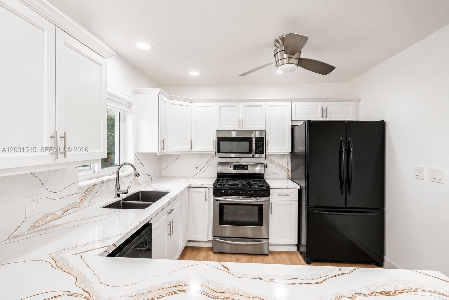 NORMANDY BEACH 2ND AMENDE - Residential Lease