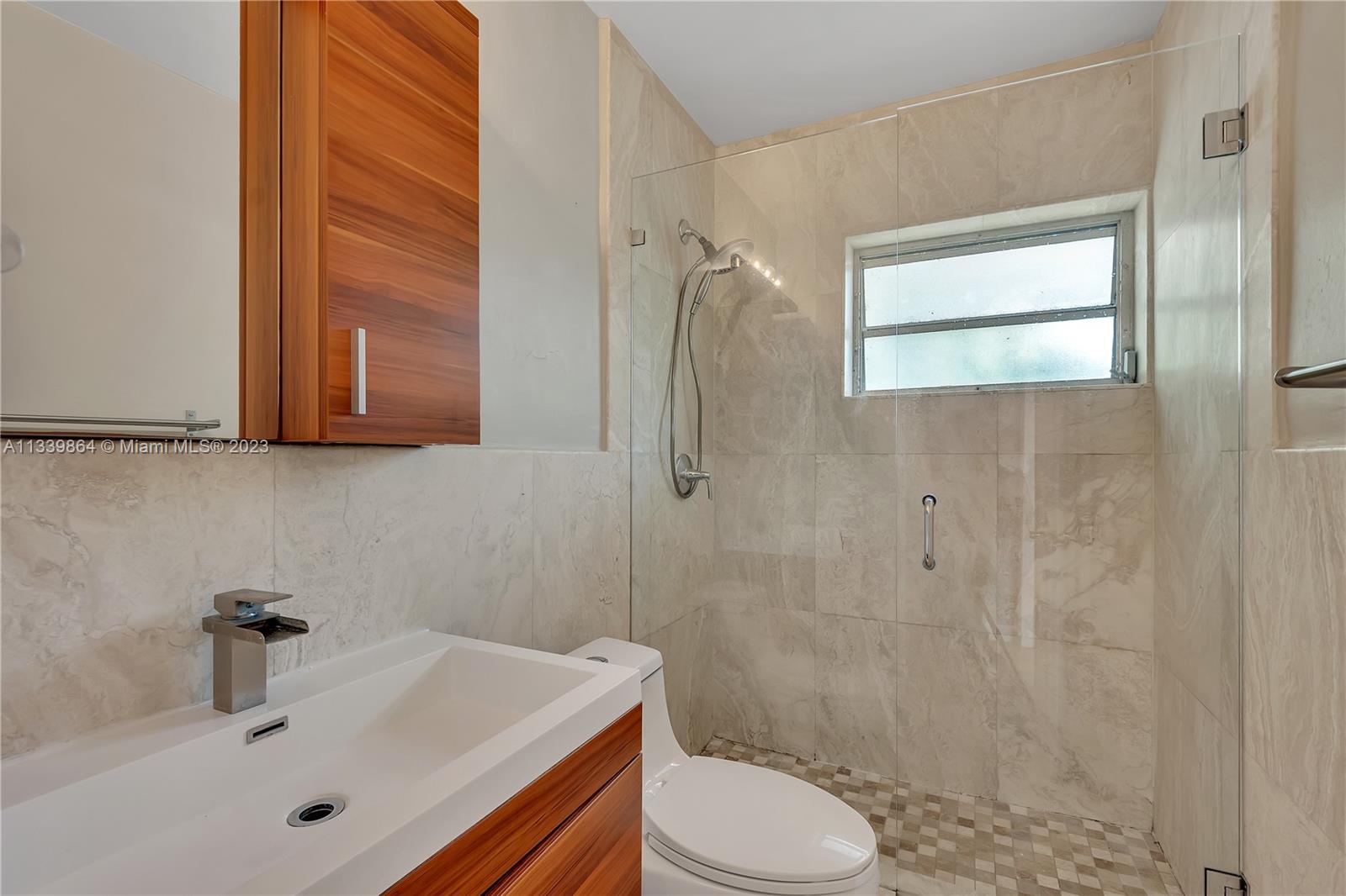TRACY CONDO - Residential