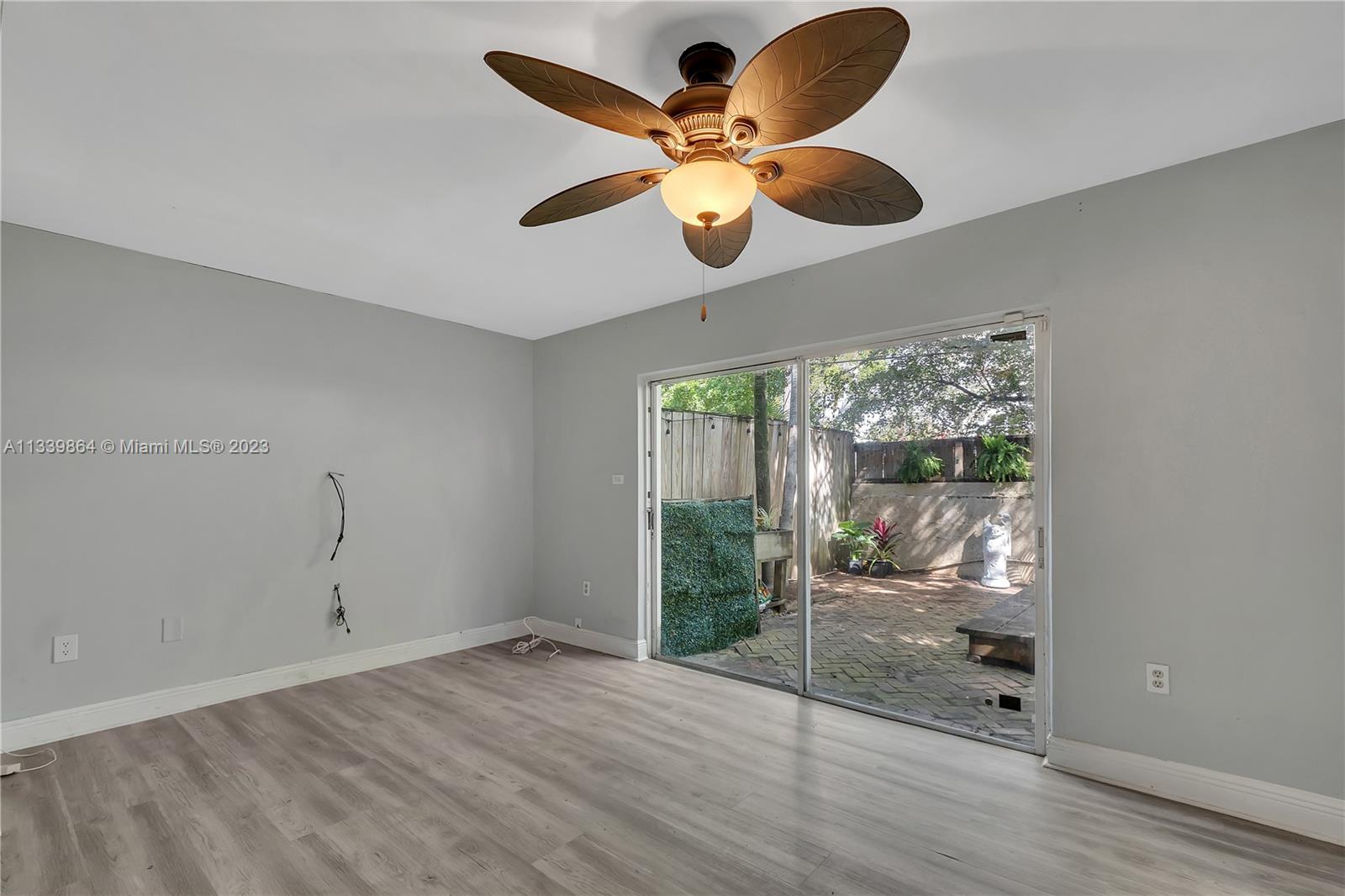 TRACY CONDO - Residential
