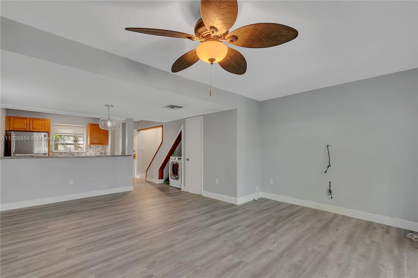 TRACY CONDO - Residential