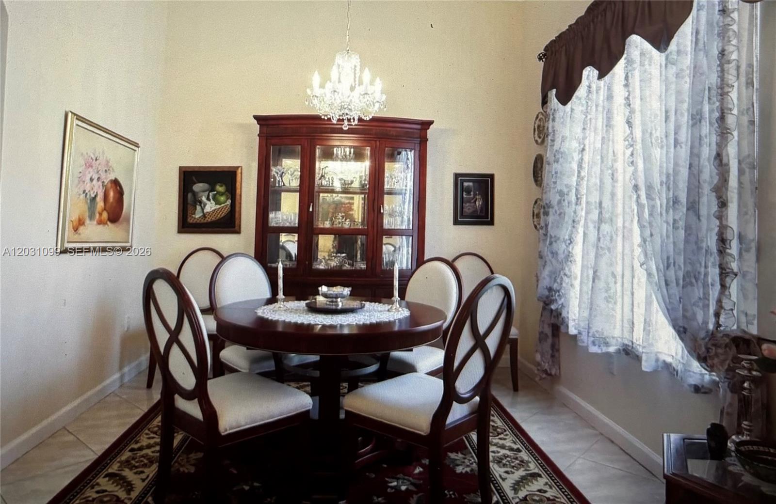 FLORIDIAN BAY ESTATES - Residential