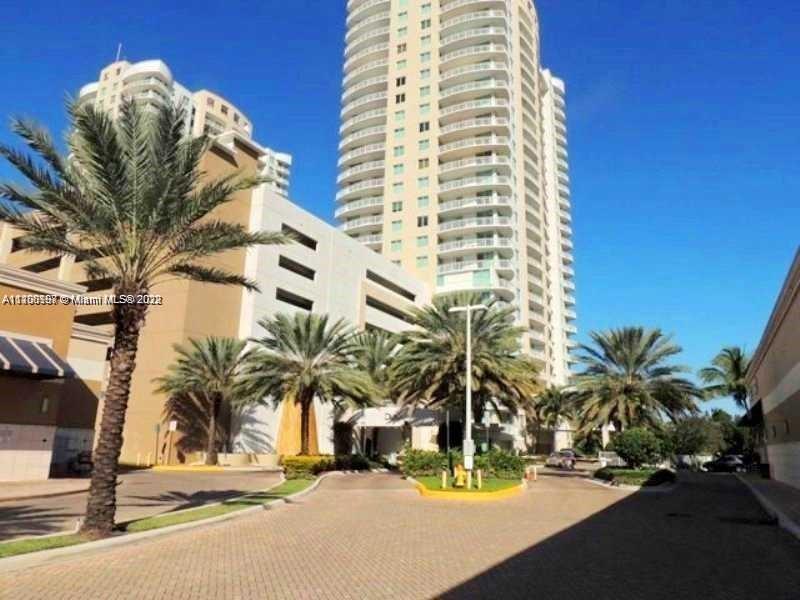 SPACIOUS CORNER UNIT 2/2 WITH BALCONY WITH NO VIEWS  IN THE BEST LOCATION IN HALLANDALE BEACH .BEAUTIFUL APARTMENT , STAINLESS STEELS APPLIANCES , CERAMIC FLOORS THROUGHOUT THE UNIT . AMAZING AMENITIES POOL, EXERCISES ROOM .  WALK DISTANCE TO THE BEACH 
WILL NOT LAST please send the offer to karynarealty@gmail.com