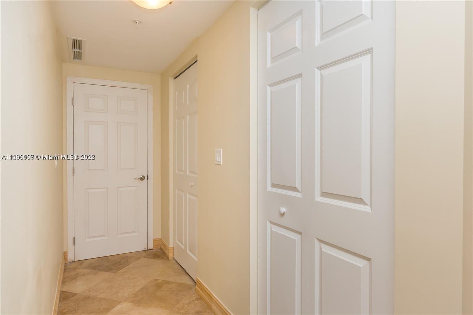 DUO CONDO WEST - Residential Lease