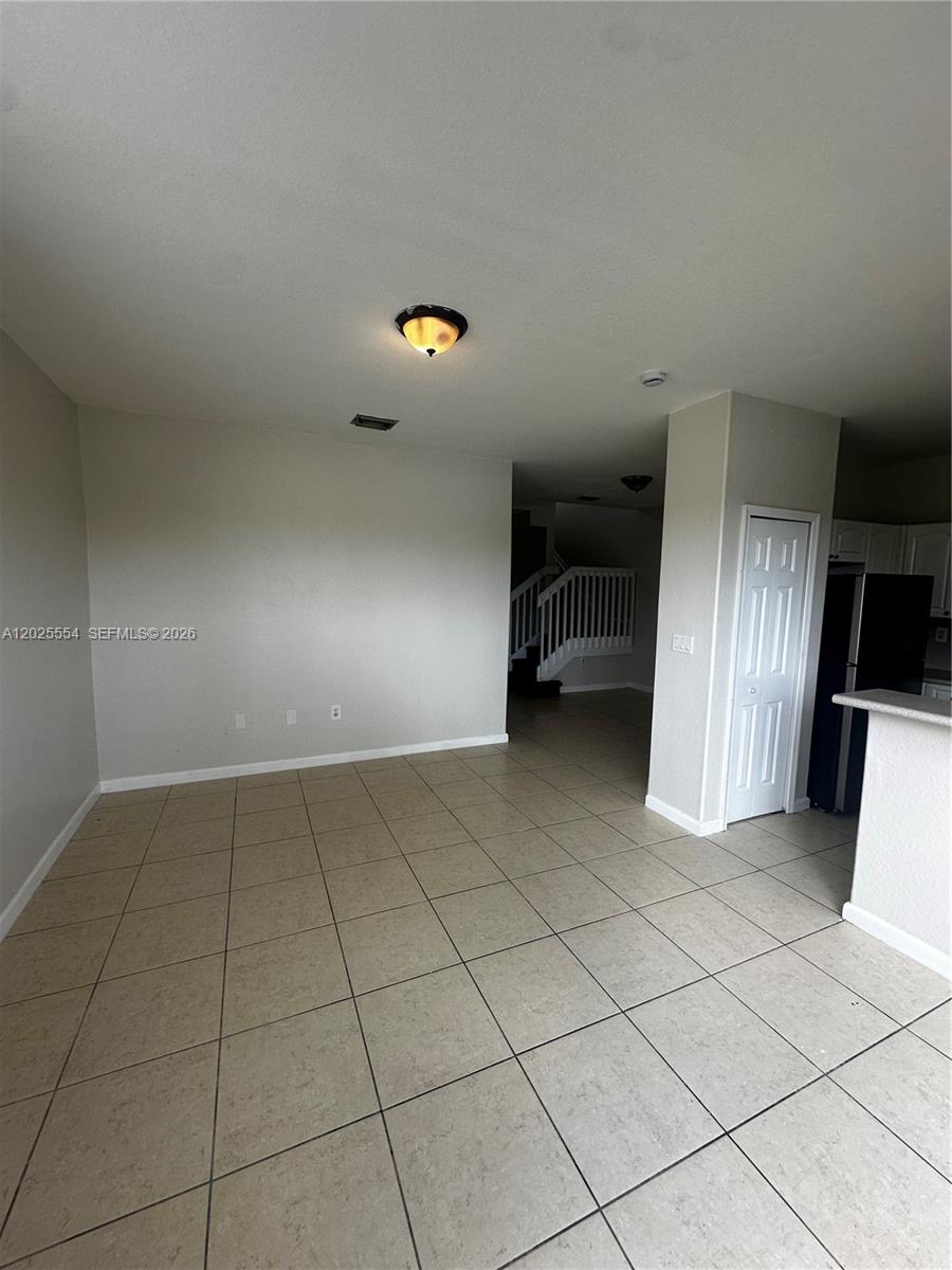SHOMA TOWNHOMES AT KEYSCO - Residential Lease