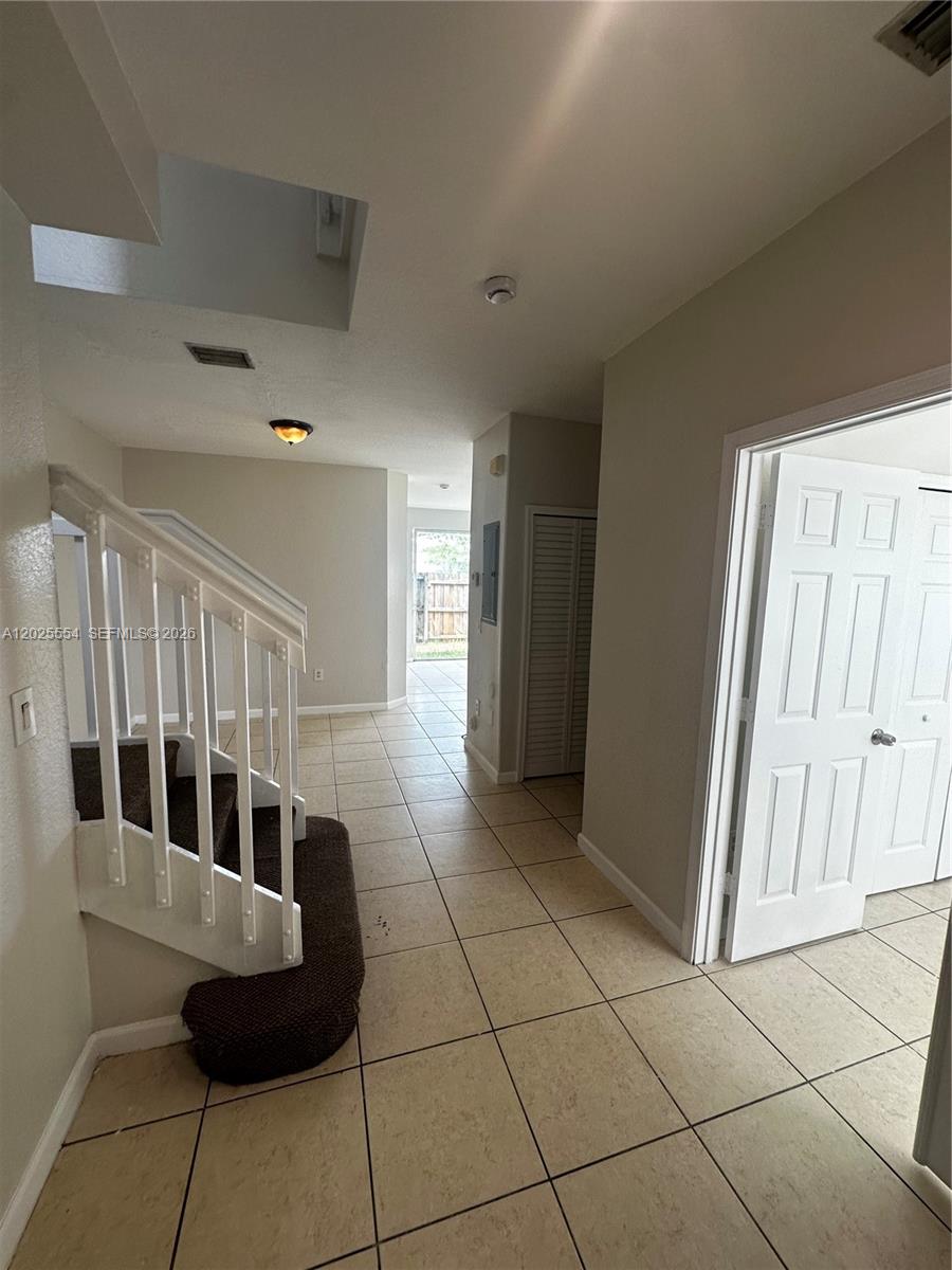 SHOMA TOWNHOMES AT KEYSCO - Residential Lease