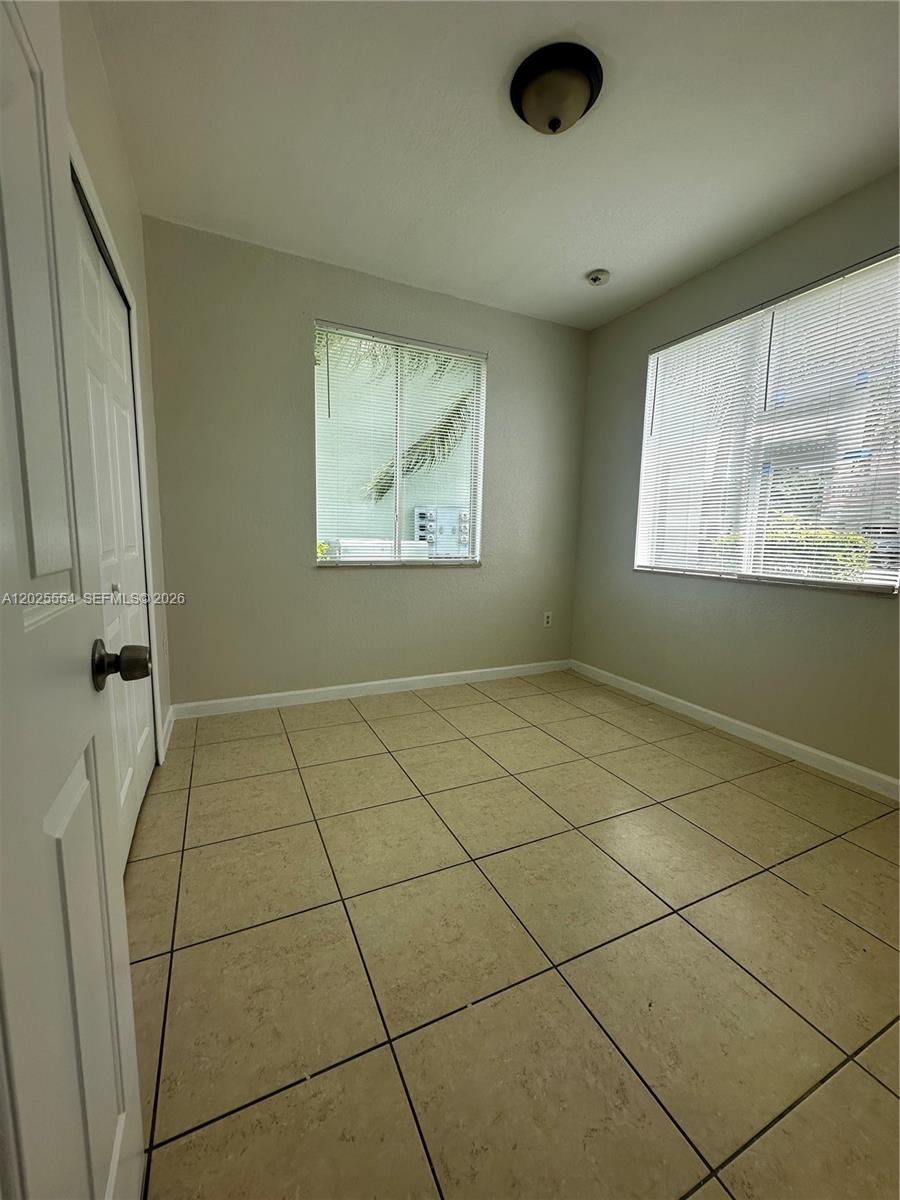 SHOMA TOWNHOMES AT KEYSCO - Residential Lease