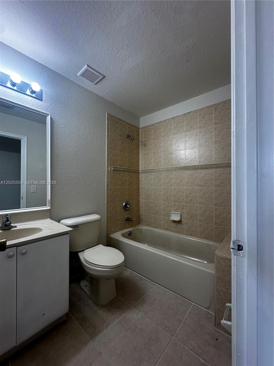 SHOMA TOWNHOMES AT KEYSCO - Residential Lease
