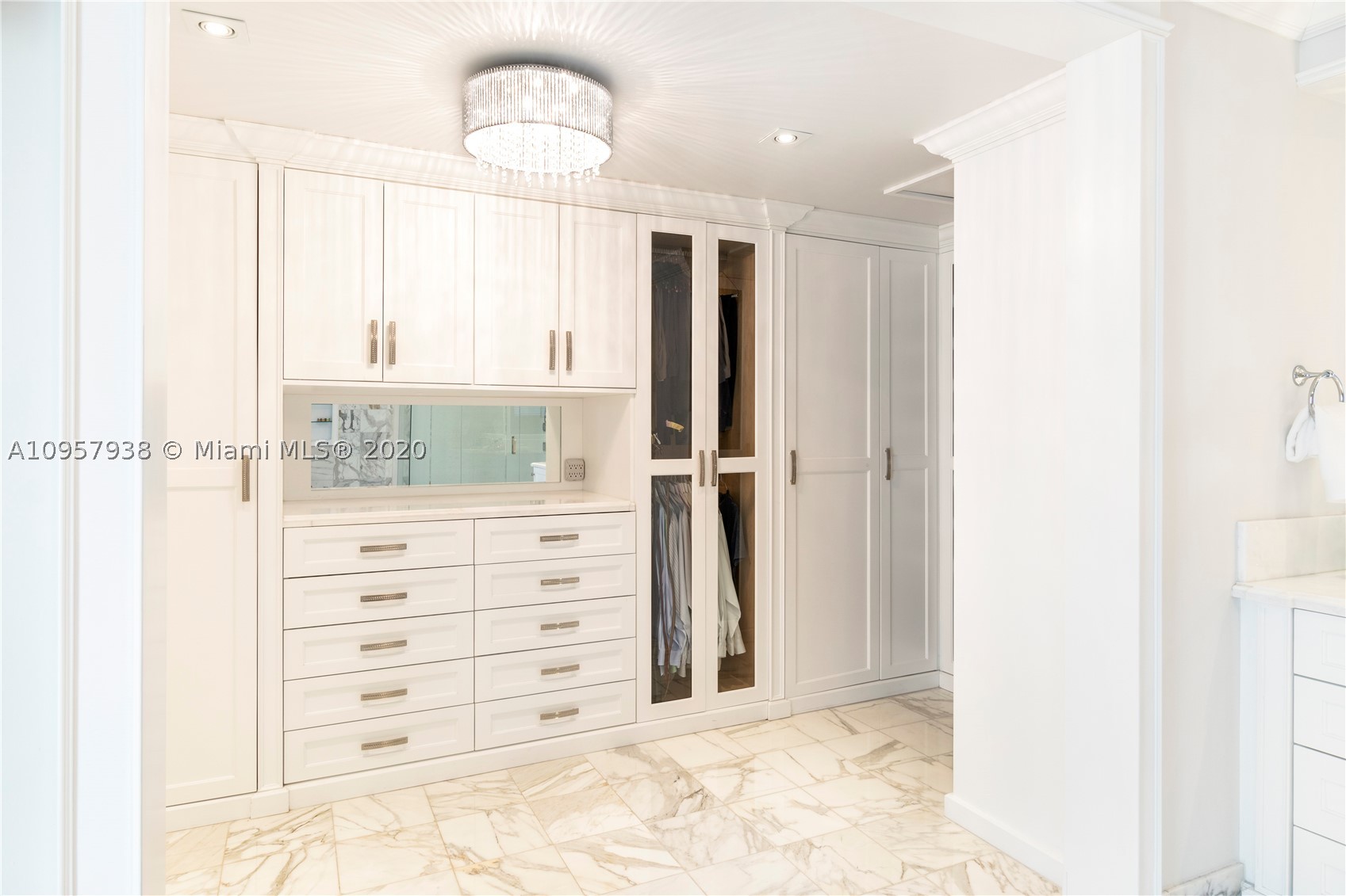 CORAL GABLES RIVIERA SEC - Residential
