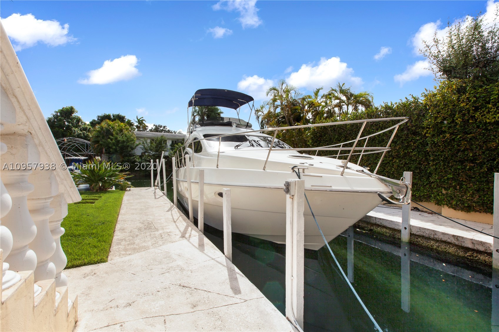 CORAL GABLES RIVIERA SEC - Residential