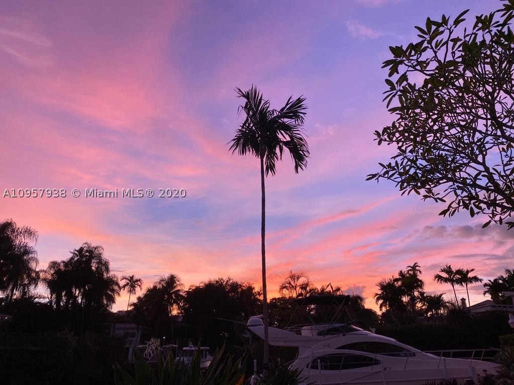 CORAL GABLES RIVIERA SEC - Residential