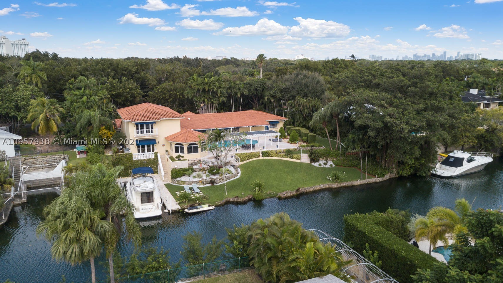 CORAL GABLES RIVIERA SEC - Residential