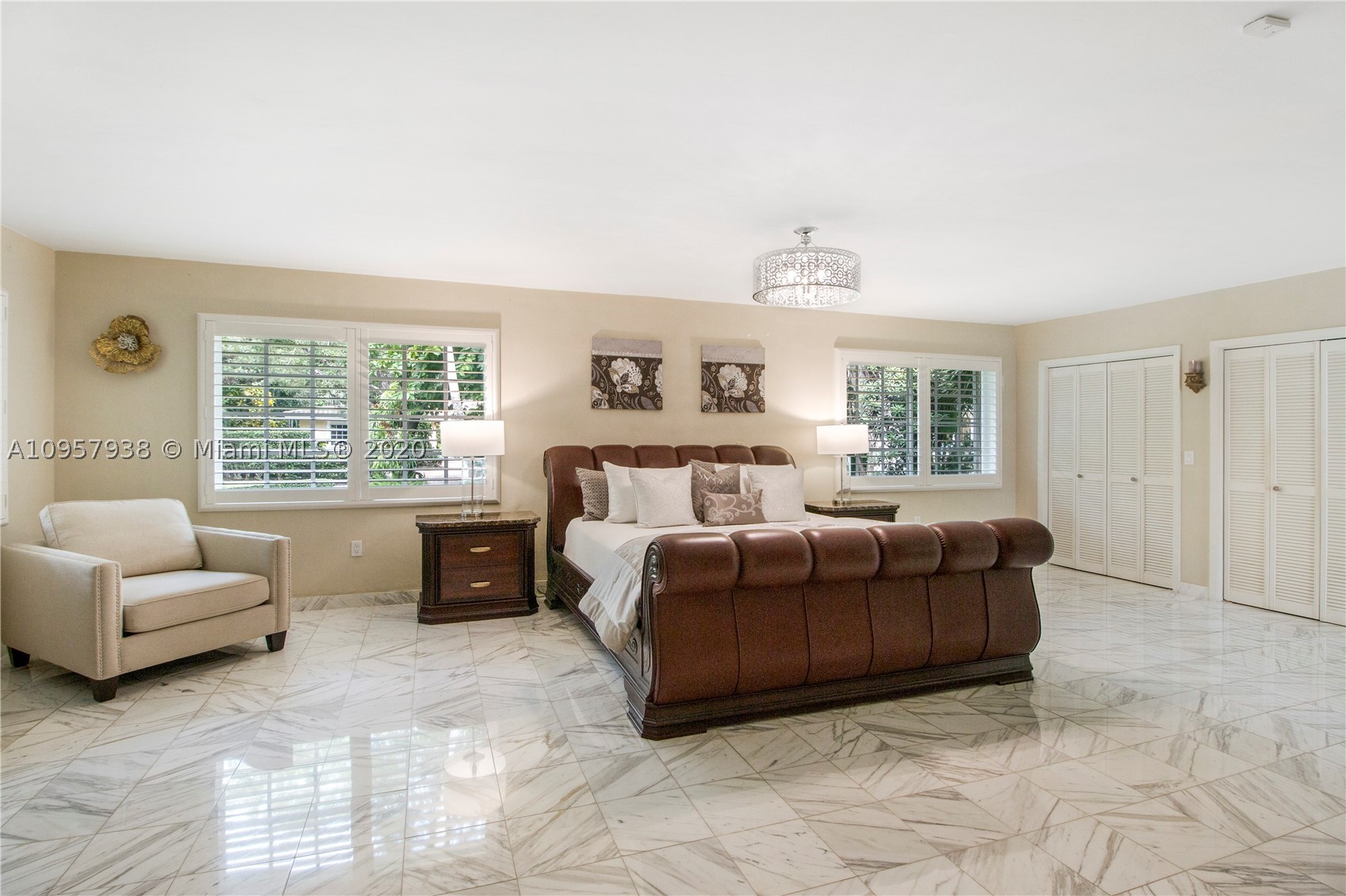 CORAL GABLES RIVIERA SEC - Residential