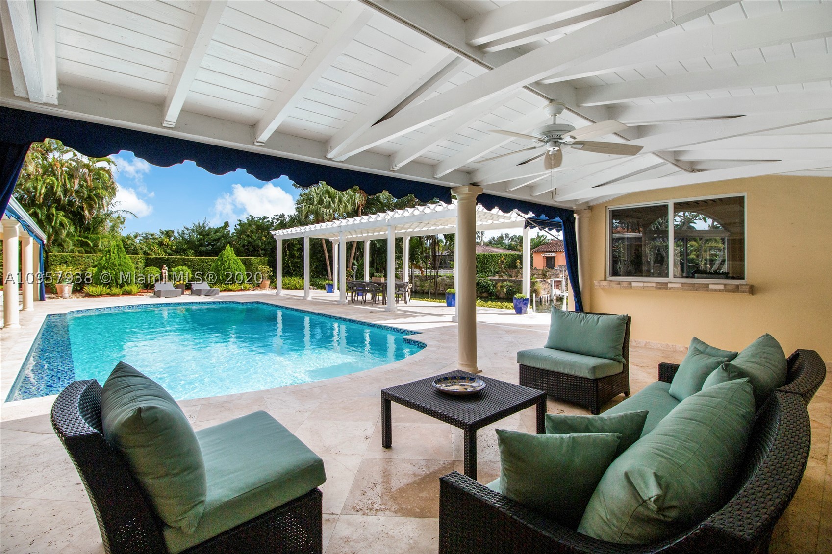 CORAL GABLES RIVIERA SEC - Residential