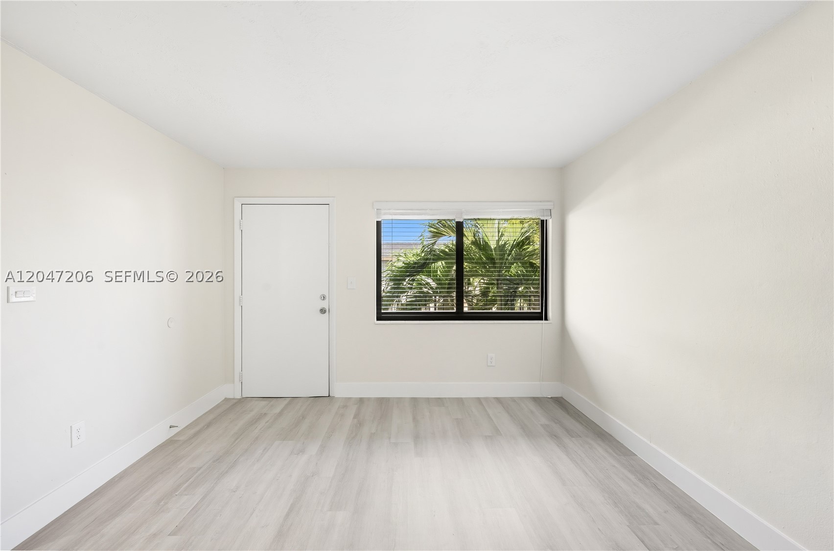 FLA FRUIT LAND CO SUB - Residential Lease