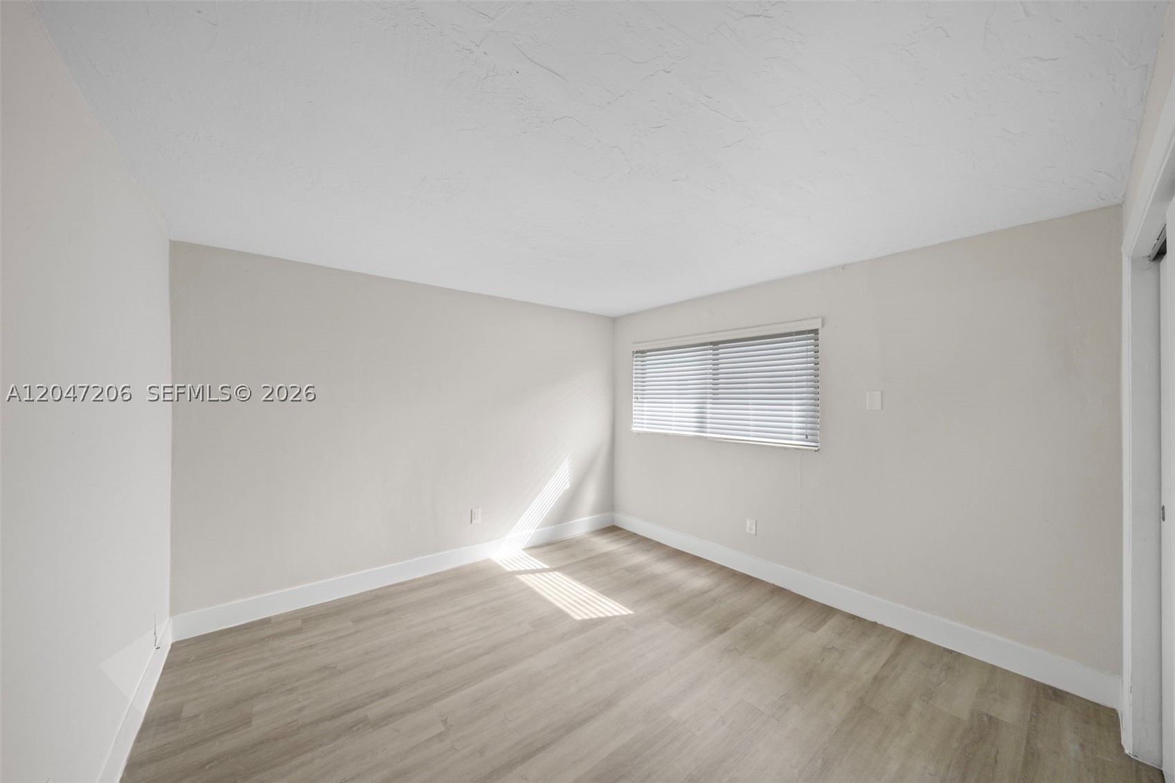 FLA FRUIT LAND CO SUB - Residential Lease