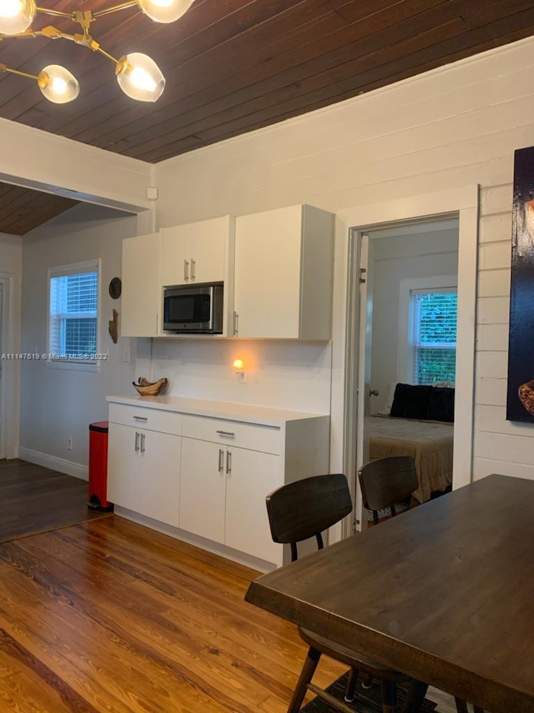 MODELO PARK - Residential Lease
