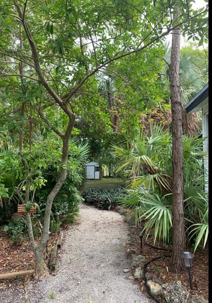 MODELO PARK - Residential Lease