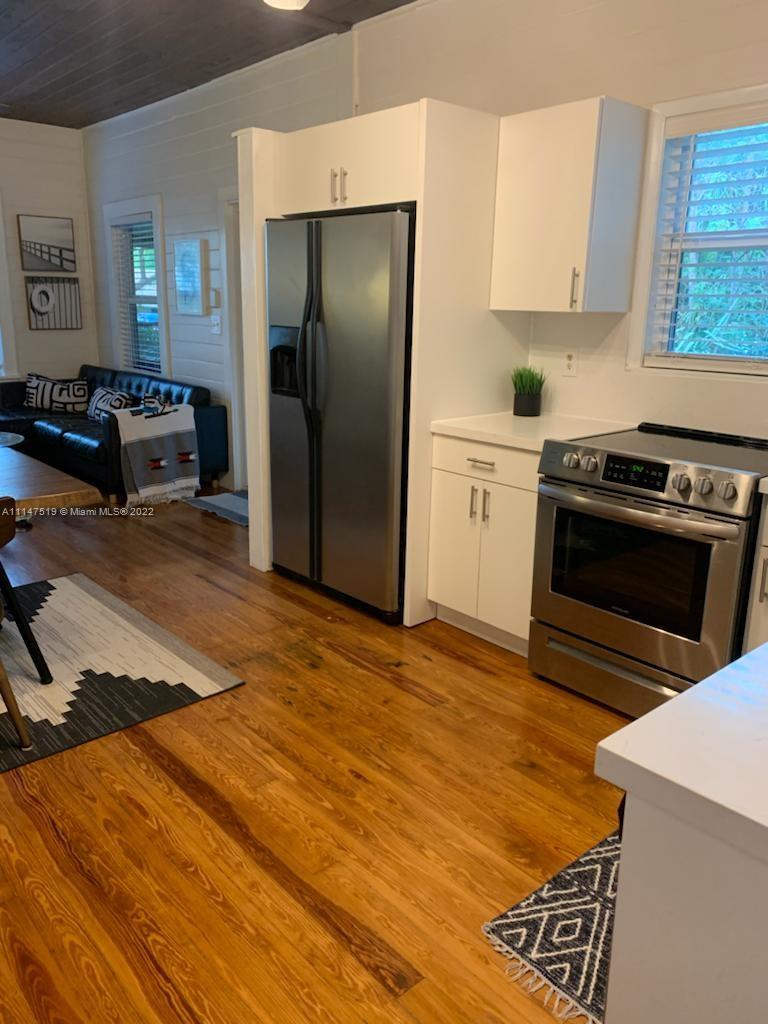 MODELO PARK - Residential Lease