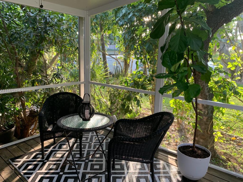 MODELO PARK - Residential Lease