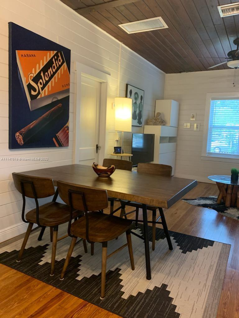 MODELO PARK - Residential Lease