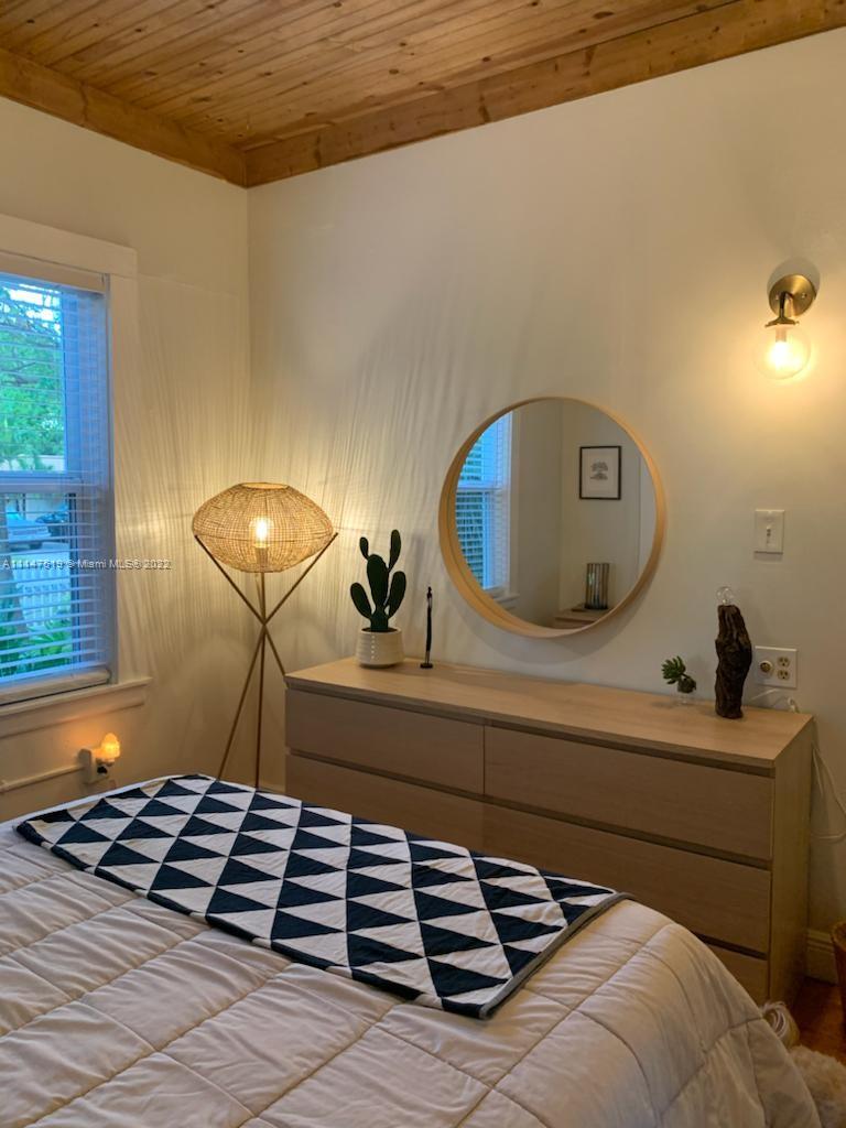MODELO PARK - Residential Lease